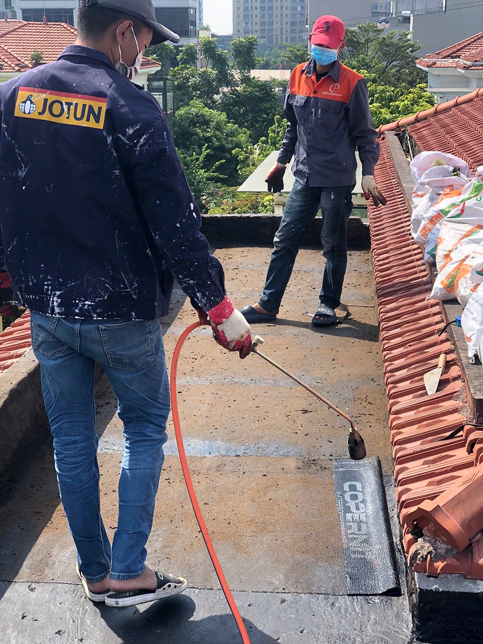 Hướng Dẫn Lựa Chọn Vật Liệu Chống Thấm Mái Nhà Hệ thống chống thấm